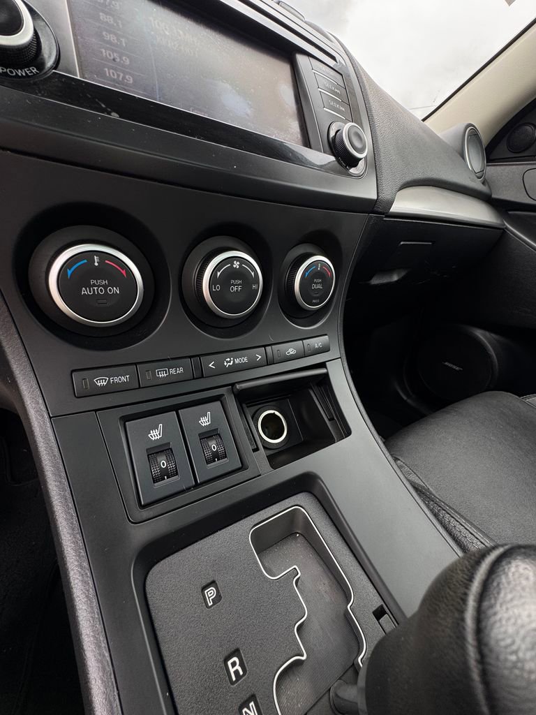Used 2013 MAZDA MAZDA3 i Grand Touring FWD image 19