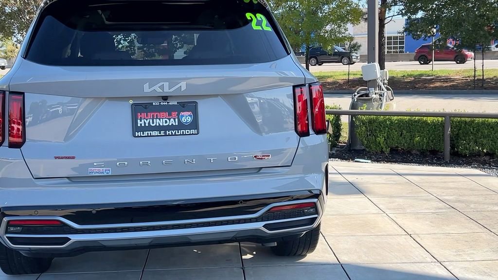 Used 2022 Kia Sorento SX image 17