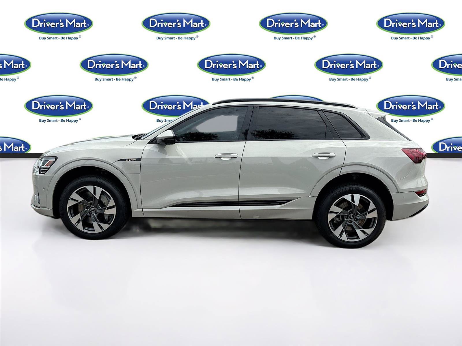 Used 2021 Audi e-tron Premium w/ Convenience Plus Package AWD/4WD image 4