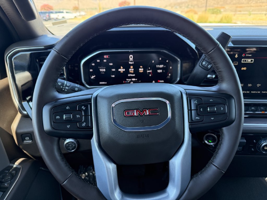 Used 2026 GMC Sierra 1500 SLT RWD image 23