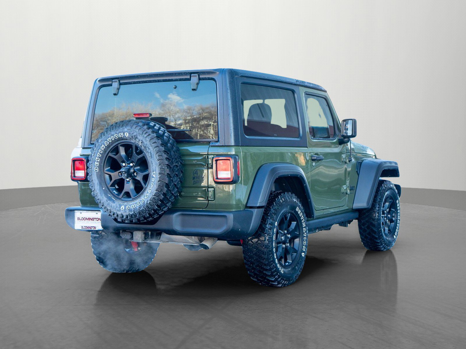 Used 2023 Jeep Wrangler Willys image 7