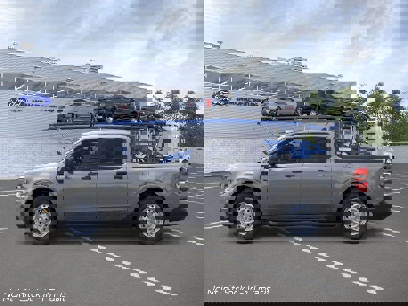 New 2026 Ford Maverick XL image 3