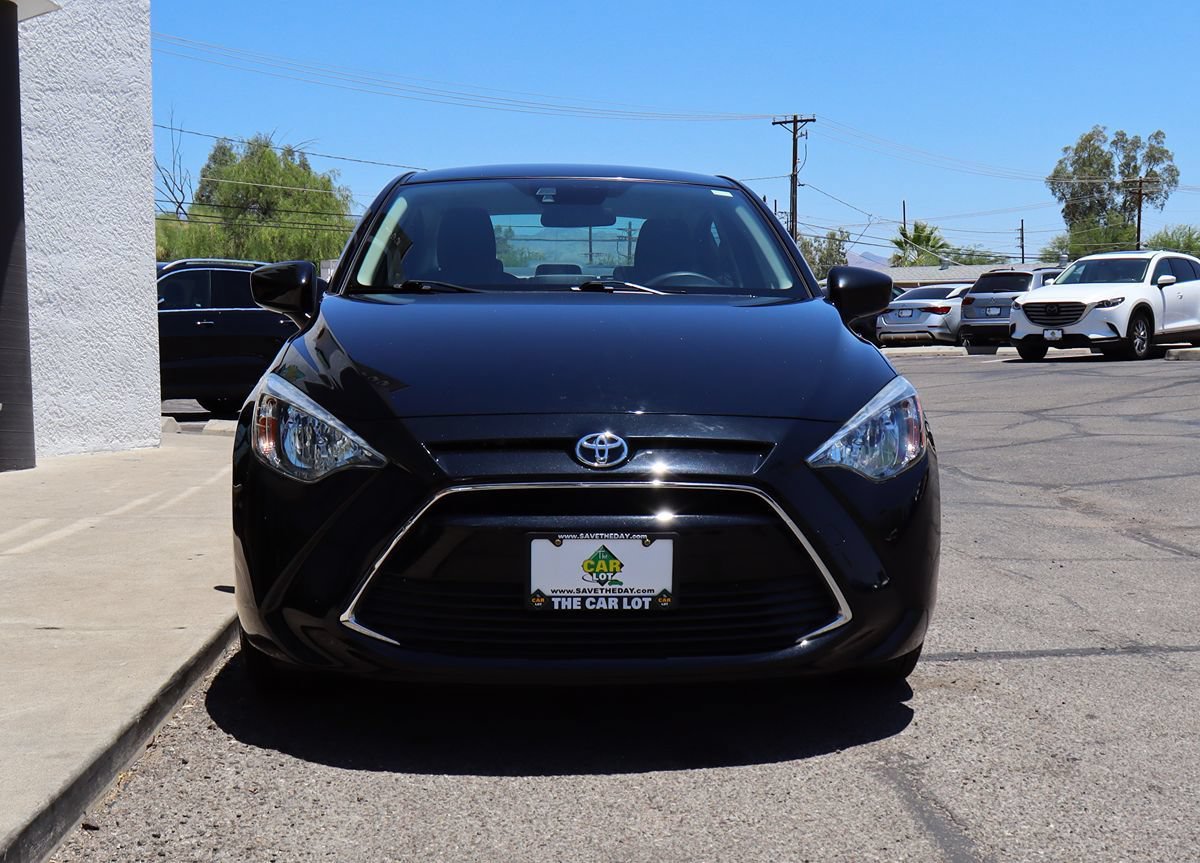 Used 2018 Toyota Yaris iA FWD image 16