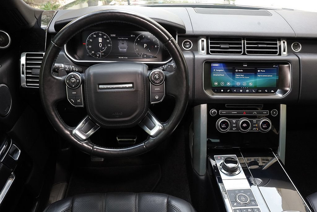 Used 2017 Land Rover Range Rover Supercharged AWD/4WD image 10