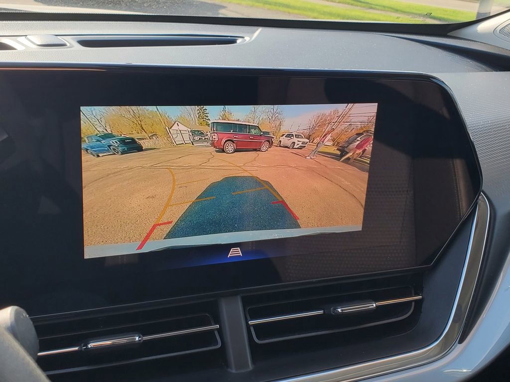 Used 2024 Chevrolet Trax LT FWD image 20