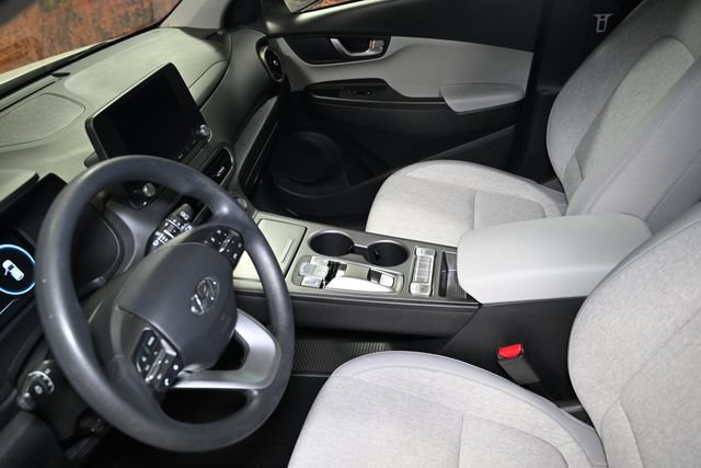 Used 2023 Hyundai Kona SE FWD image 25