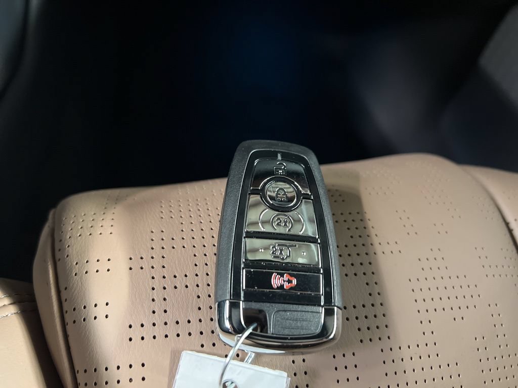 New 2026 Lincoln Navigator Black Label AWD/4WD image 46
