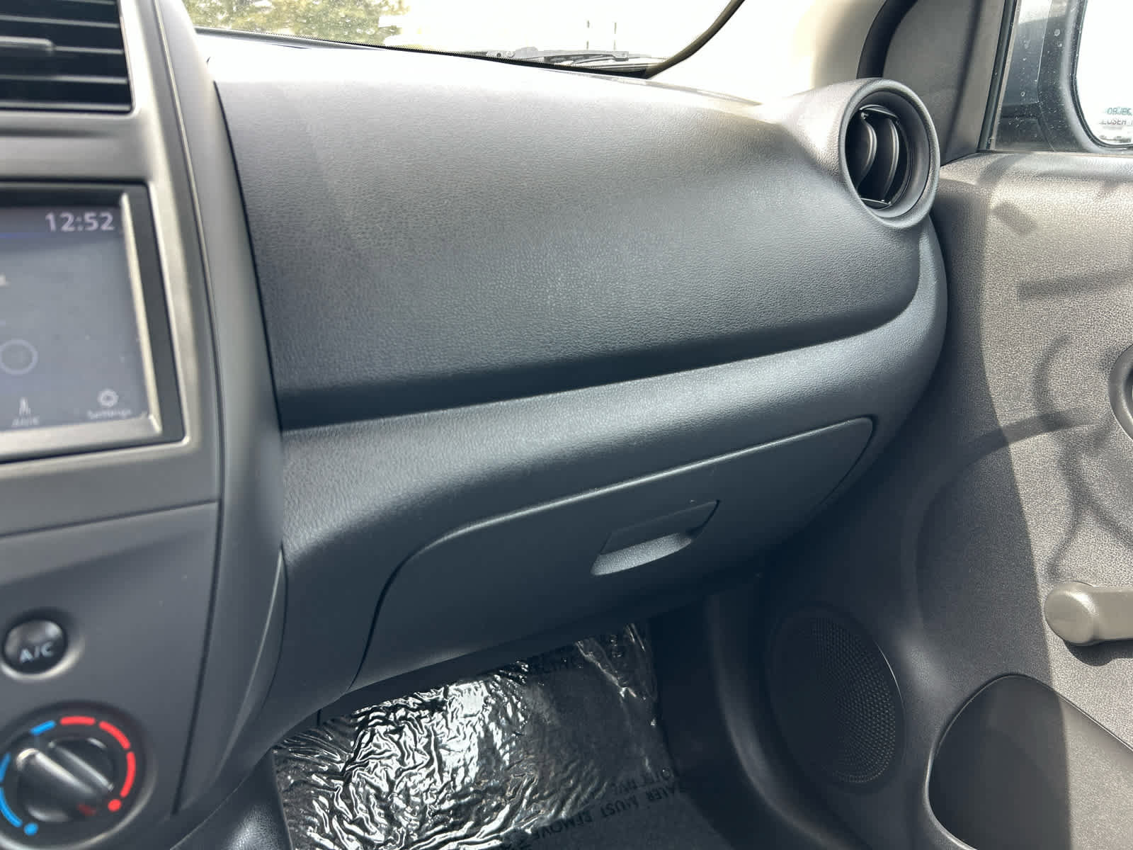 Used 2019 Nissan Versa S Plus image 18