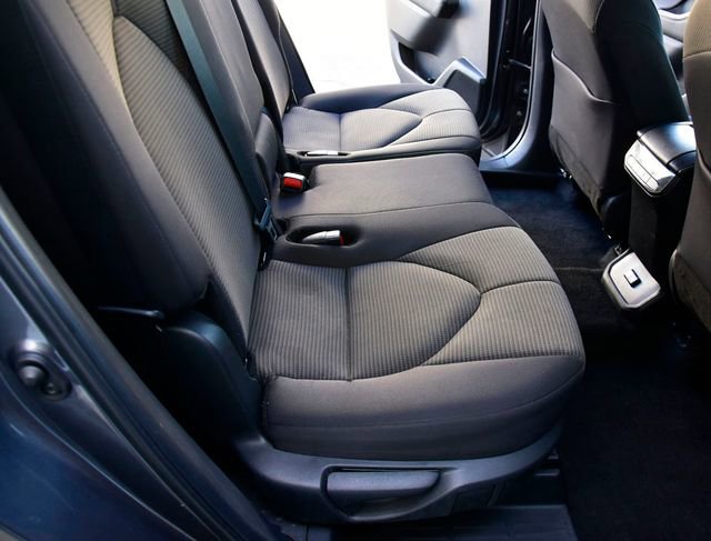 Used 2024 Toyota Highlander LE image 13