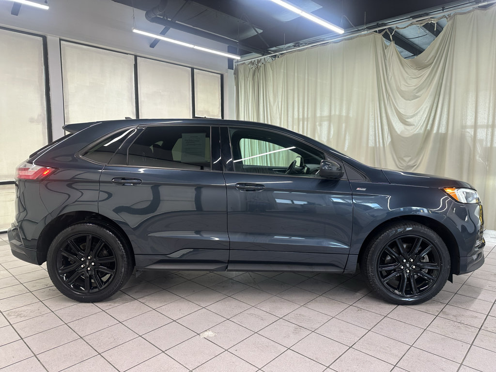 Used 2024 Ford Edge ST-Line AWD/4WD image 3