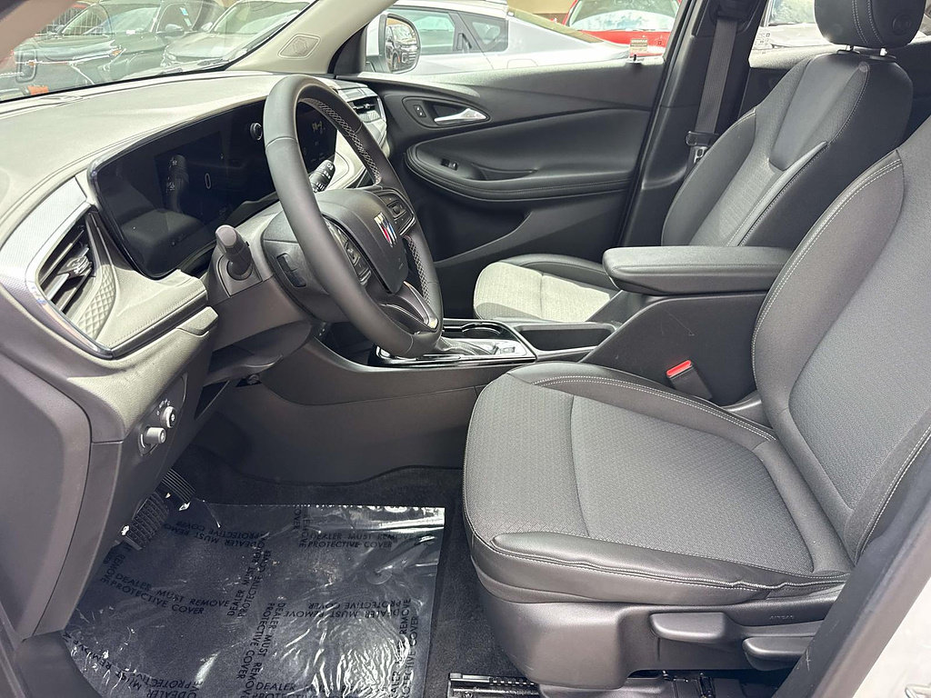 Used 2025 Buick Encore GX Preferred FWD image 23