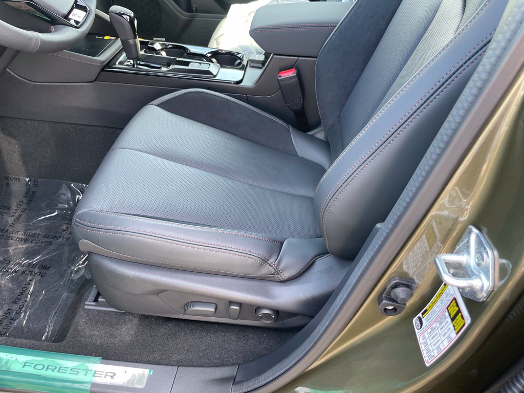 New 2026 Subaru Forester Touring AWD/4WD image 11