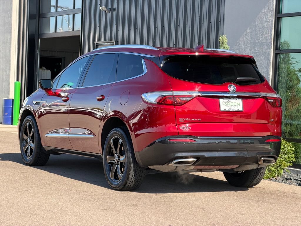 Used 2024 Buick Enclave Essence w/ Sport Touring Edition AWD/4WD image 3