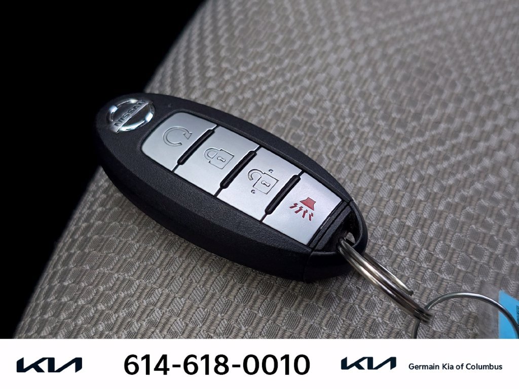 Used 2022 Nissan Rogue Sport SV AWD/4WD image 33