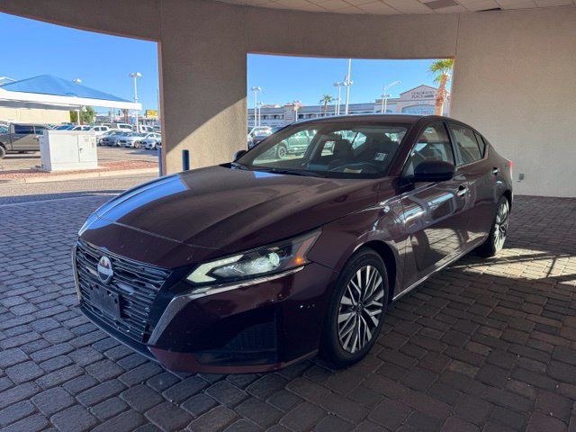 Used 2025 Nissan Altima 2.5 SV FWD image 1