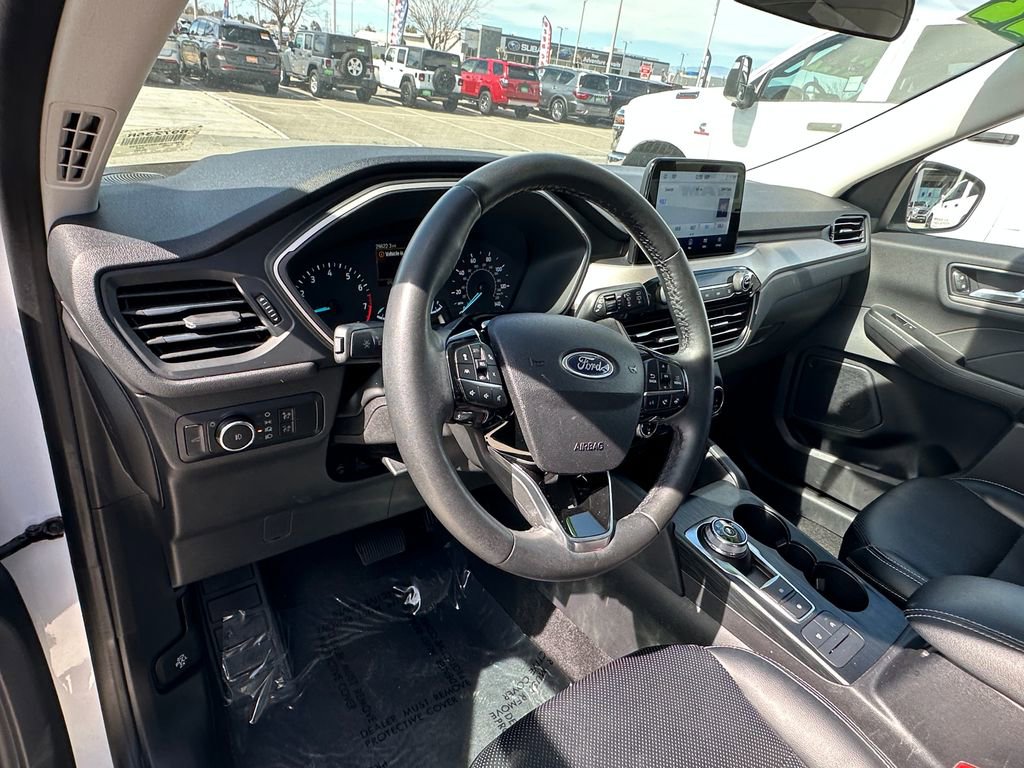 Used 2022 Ford Escape SEL image 24