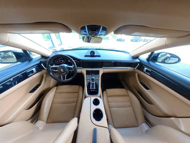 Used 2019 Porsche Panamera RWD image 33