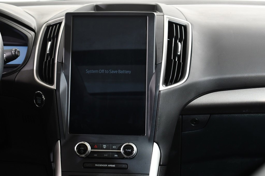 Used 2024 Ford Edge SEL w/ Convenience Package image 9