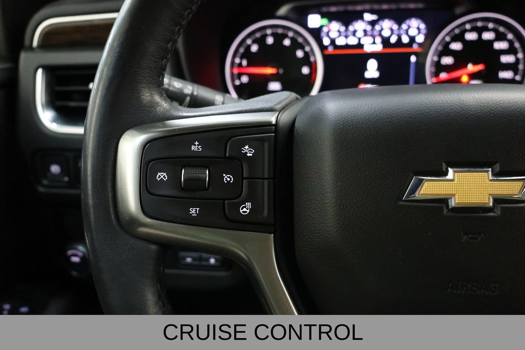 Used 2021 Chevrolet Suburban Premier w/ Premium Package RWD image 42