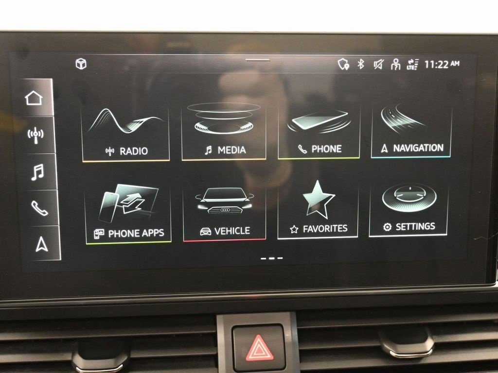 Used 2022 Audi A4 2.0T Premium Plus w/ Premium Plus Package image 24