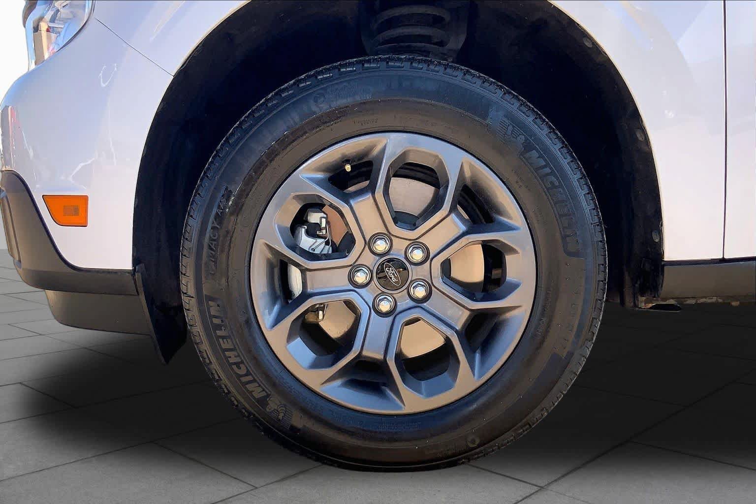 Certified 2024 Ford Maverick XLT FWD image 11