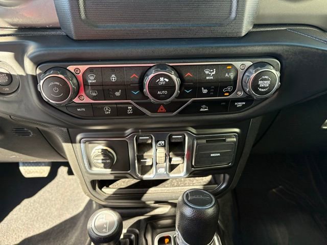 Used 2021 Jeep Gladiator Willys image 21