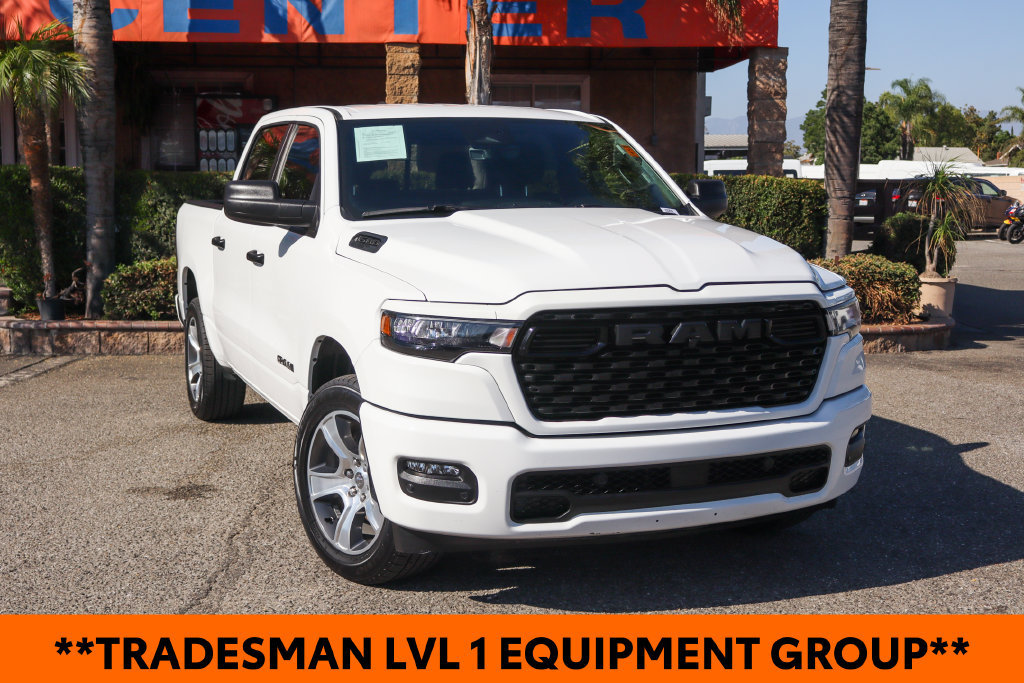 Used 2025 RAM 1500 Tradesman AWD/4WD image 2