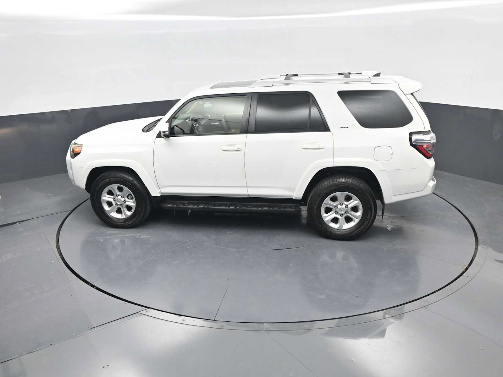 Used 2015 Toyota 4Runner SR5 Premium AWD/4WD image 13