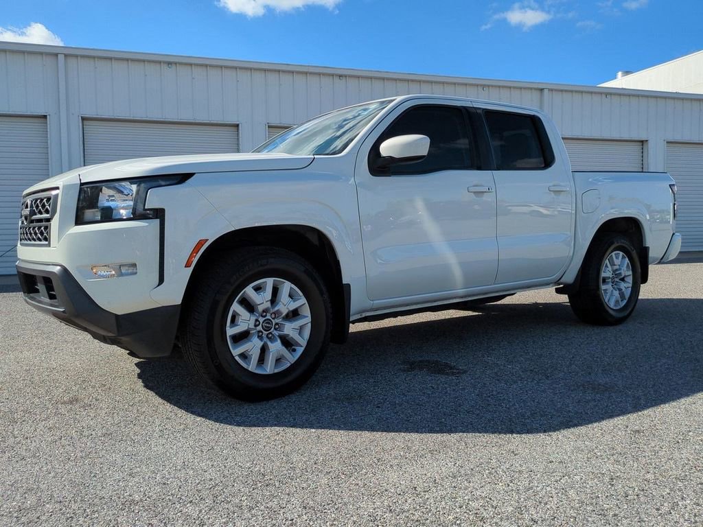 Certified 2022 Nissan Frontier SV image 2
