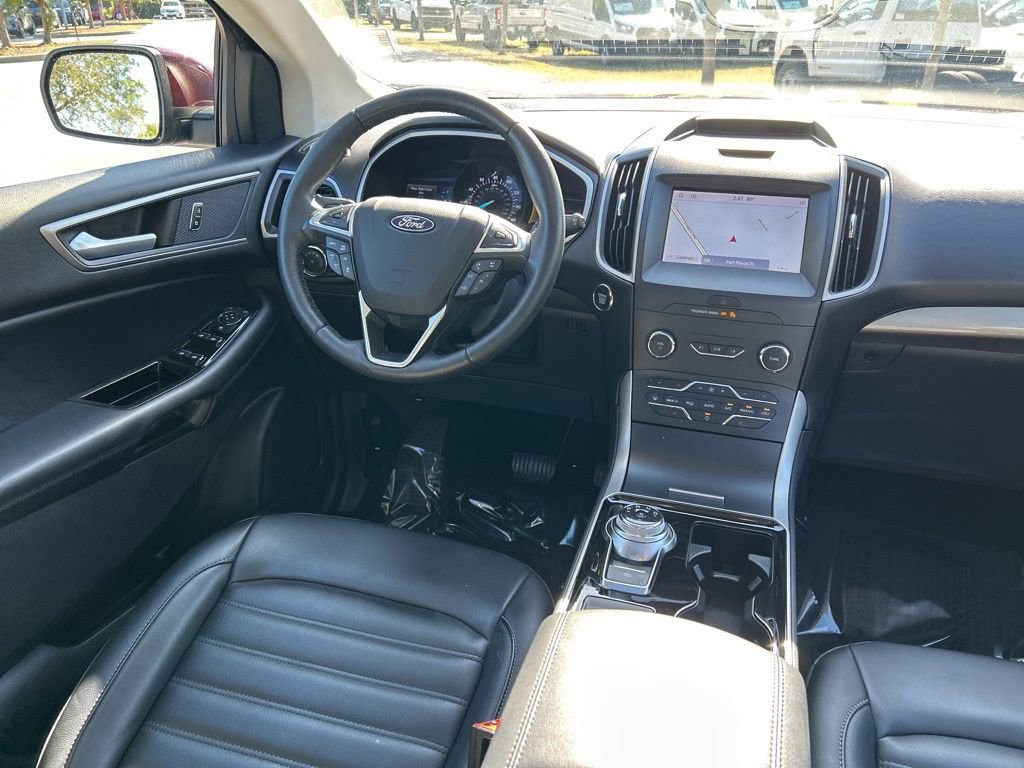 Used 2020 Ford Edge SEL w/ Cold Weather Package image 9