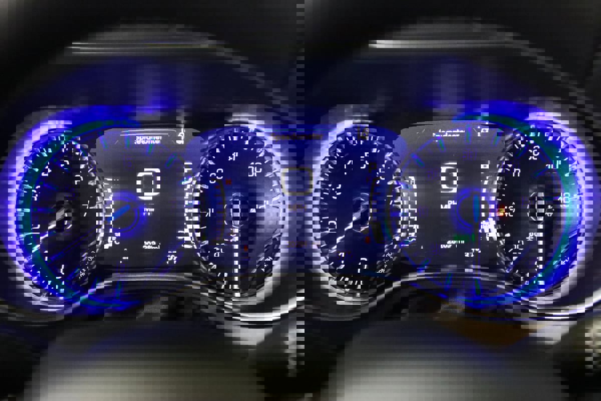 Used 2024 Chrysler Pacifica Touring-L image 38