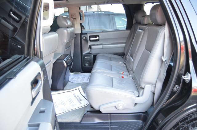 Used 2010 Toyota Sequoia Limited image 49