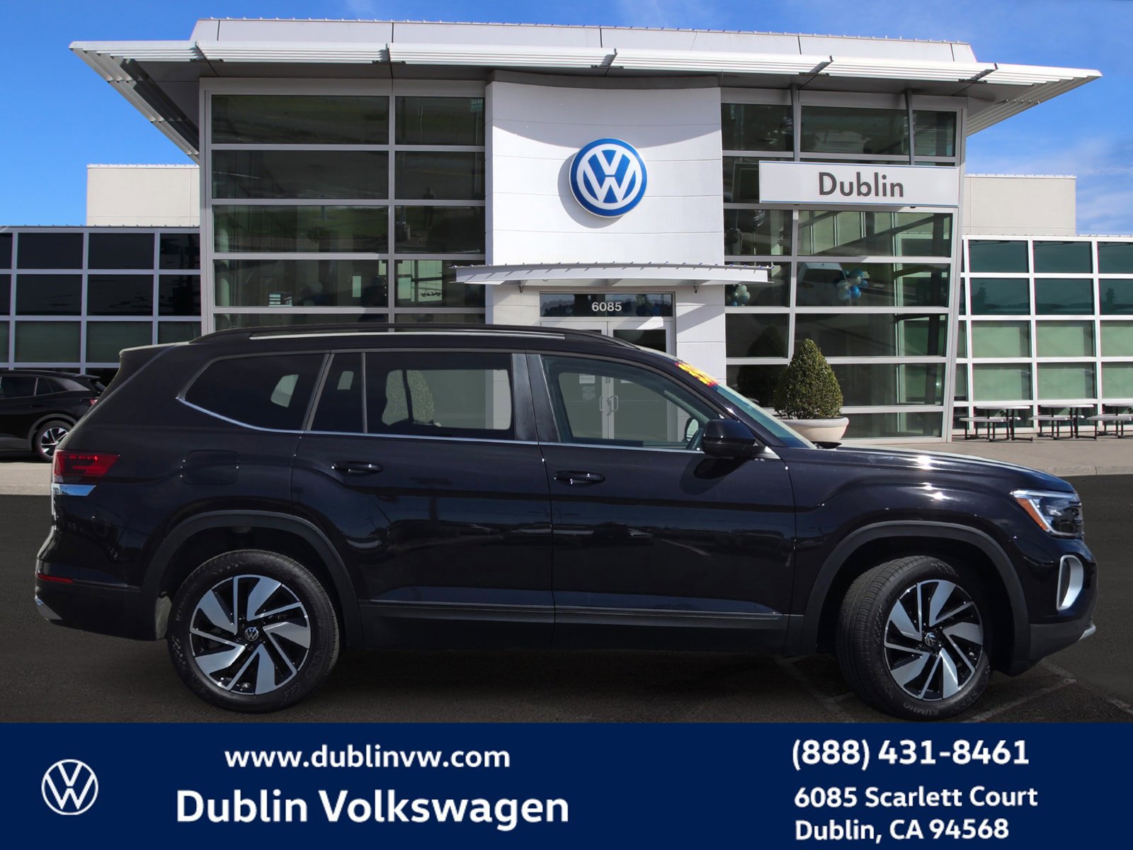 Certified 2026 Volkswagen Atlas SE AWD/4WD image 3