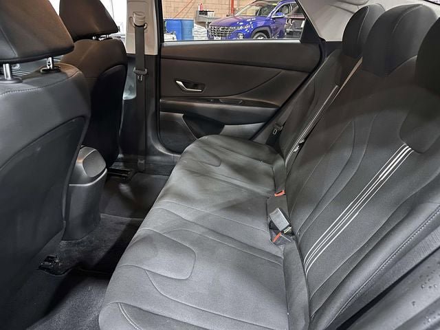 Used 2023 Hyundai Elantra SEL w/ Convenience Package FWD image 19