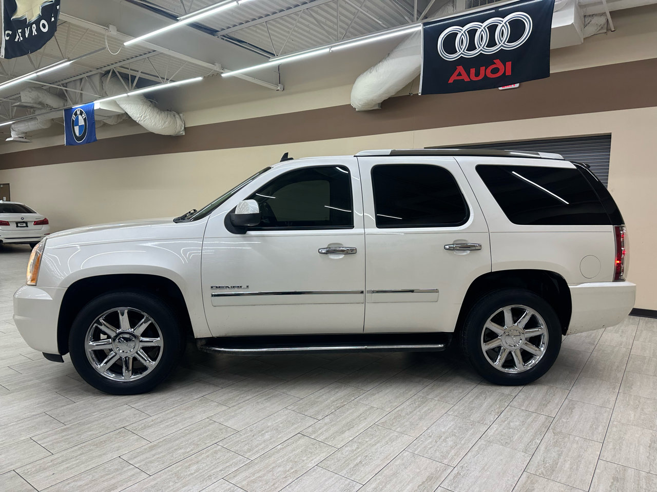 Used 2012 GMC Yukon Denali image 10
