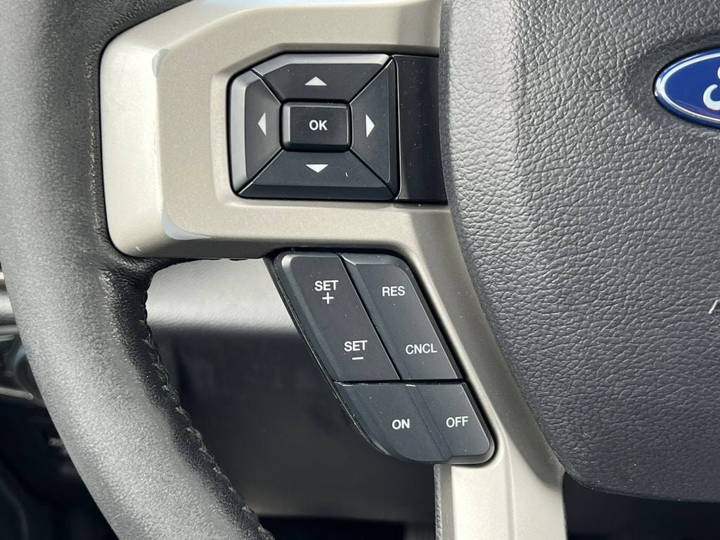 Used 2018 Ford F150 Lariat w/ Equipment Group 502A Luxury AWD/4WD image 26