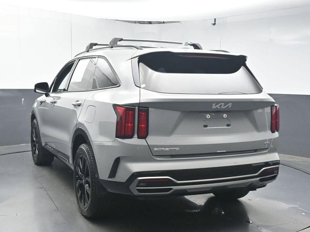 Used 2023 Kia Sorento SX AWD/4WD image 6