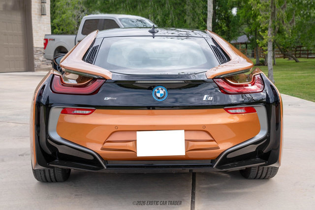 Used 2019 BMW i8 Coupe AWD/4WD image 7