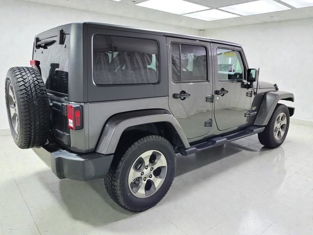 Used 2018 Jeep Wrangler Unlimited Sahara w/ Connectivity Group image 25