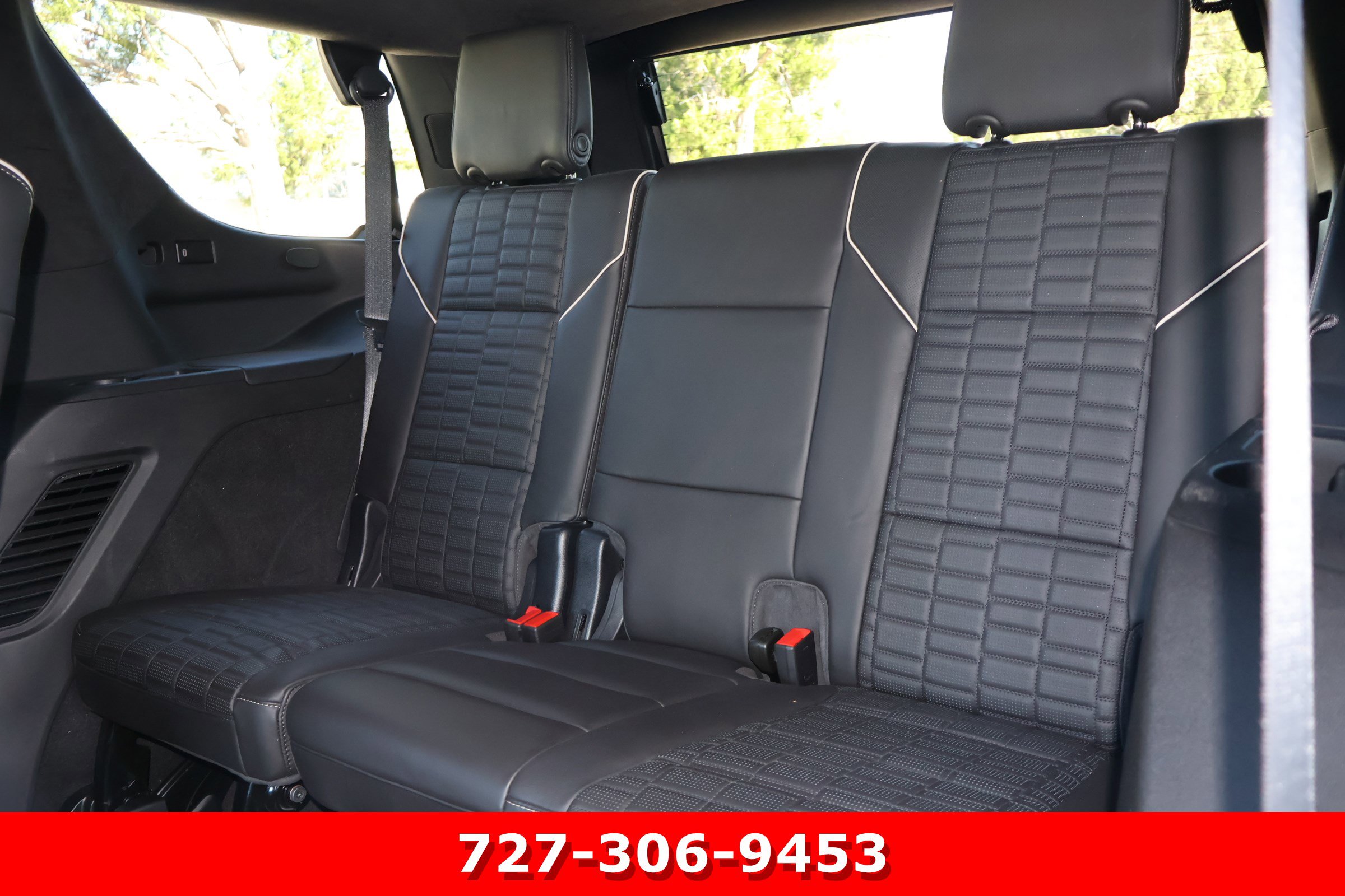 Used 2023 Cadillac Escalade Sport Platinum AWD/4WD image 17
