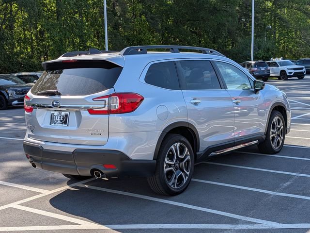 Used 2025 Subaru Ascent Touring w/ Popular Package #2 AWD/4WD image 3