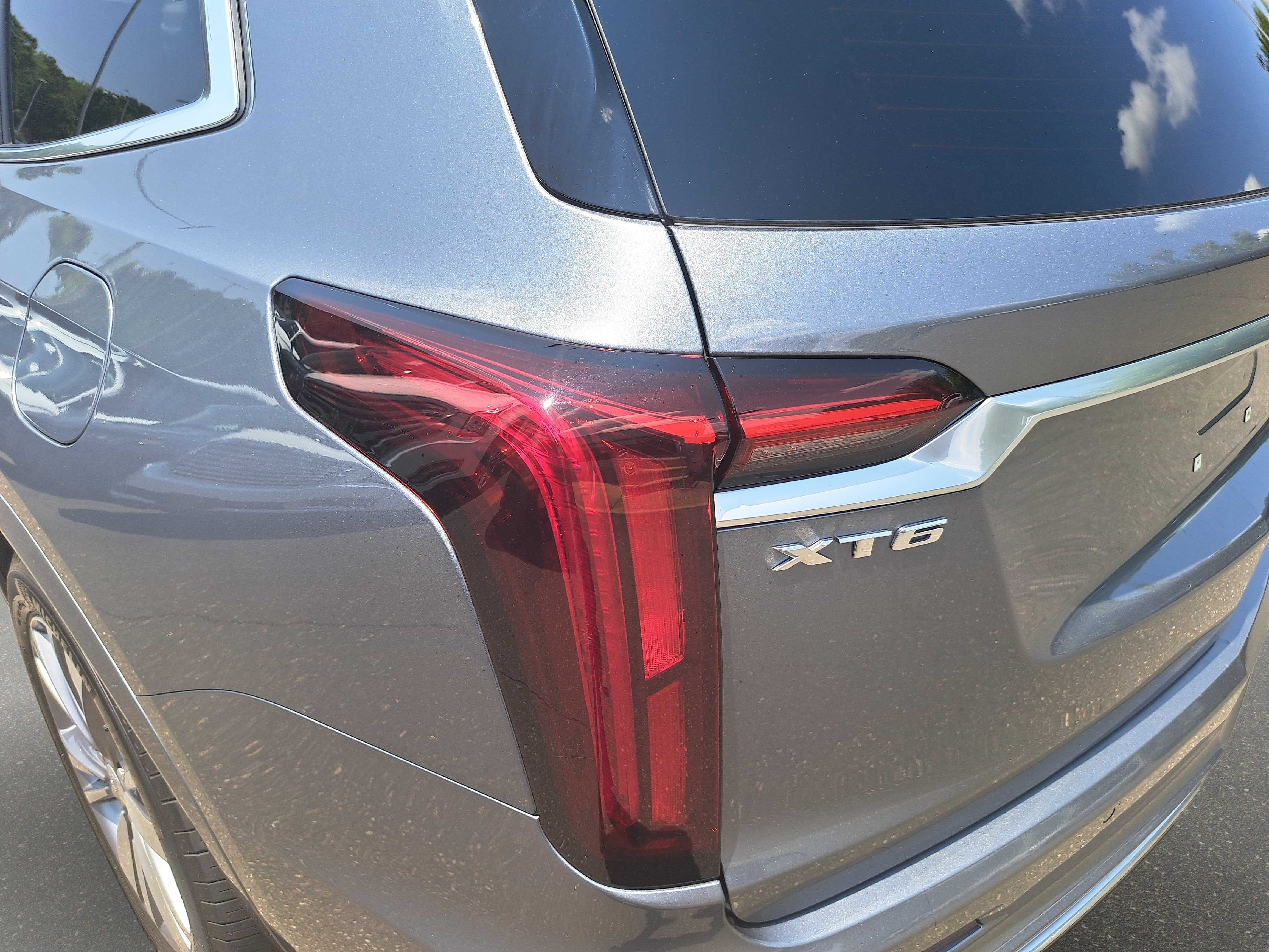 Used 2020 Cadillac XT6 Premium Luxury FWD image 35