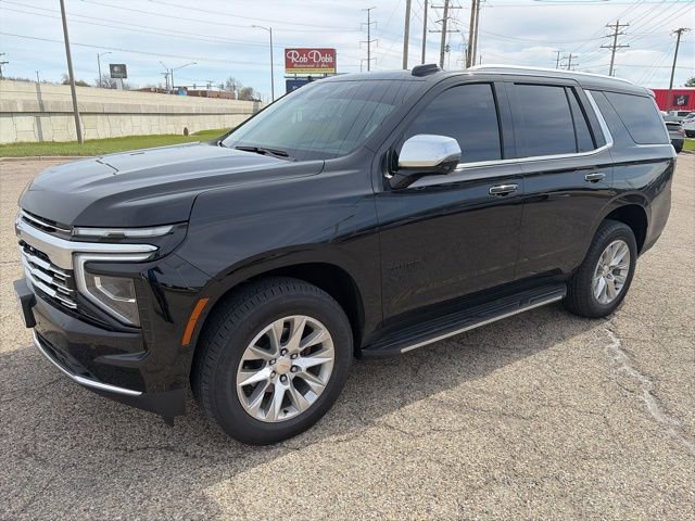 Used 2025 Chevrolet Tahoe Premier image 5
