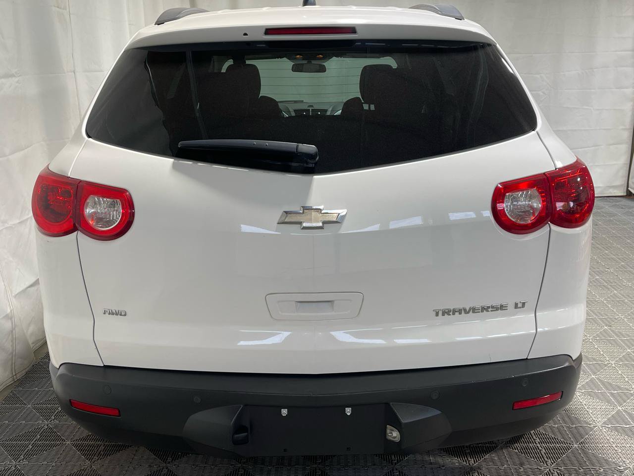 Used 2011 Chevrolet Traverse LT AWD/4WD image 8
