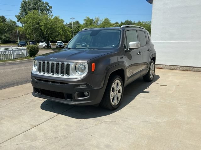 Used 2016 Jeep Renegade Limited AWD/4WD image 5
