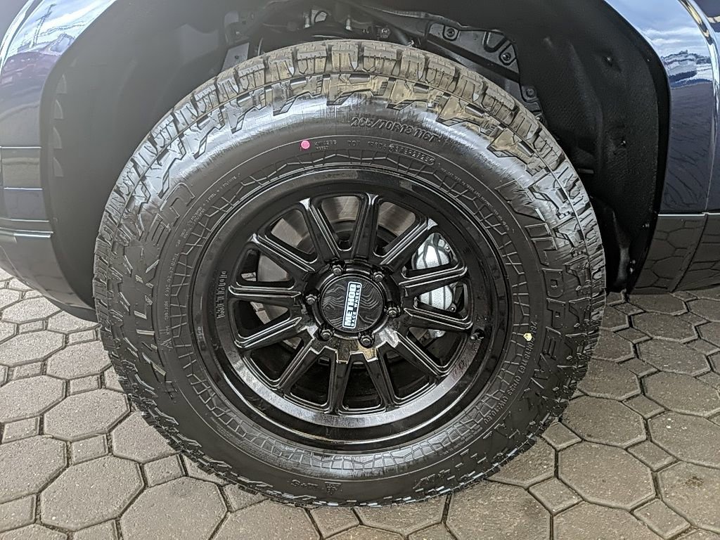 Used 2026 Lexus GX 550 w/ Accessory Package (2T) image 11