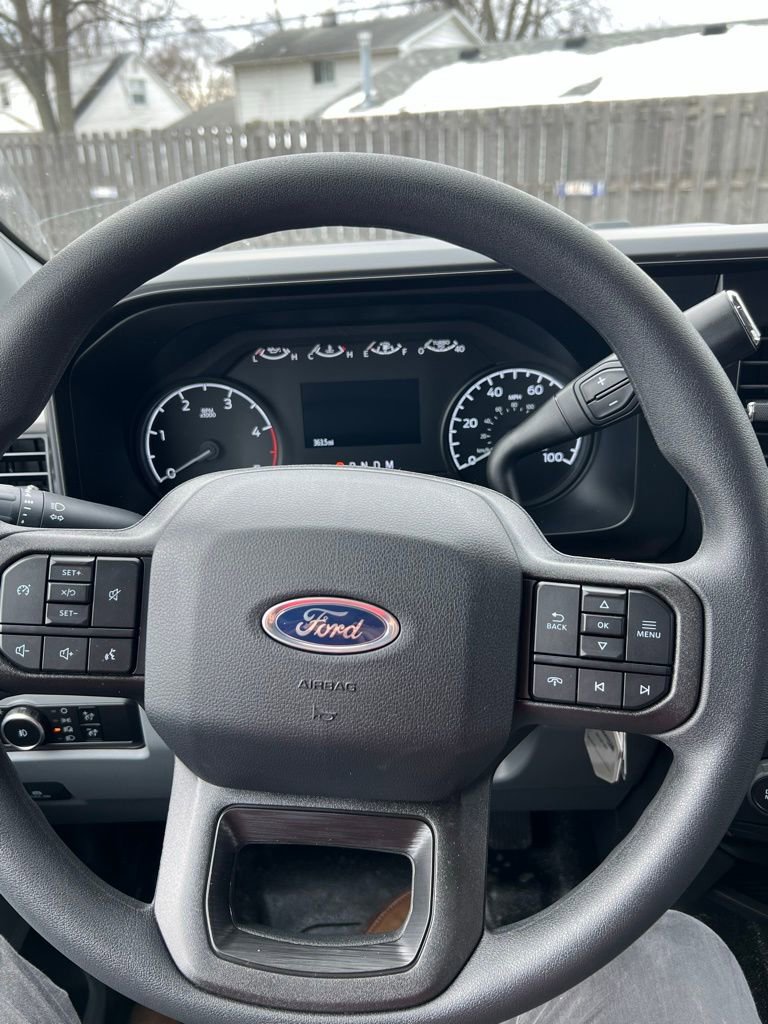New 2026 Ford F550 4x4 Crew Cab image 23