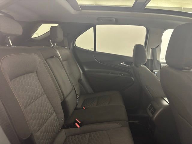 Used 2018 Chevrolet Equinox LT image 13
