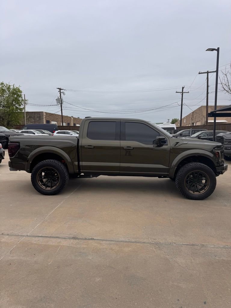 Used 2025 Ford F150 Raptor image 9