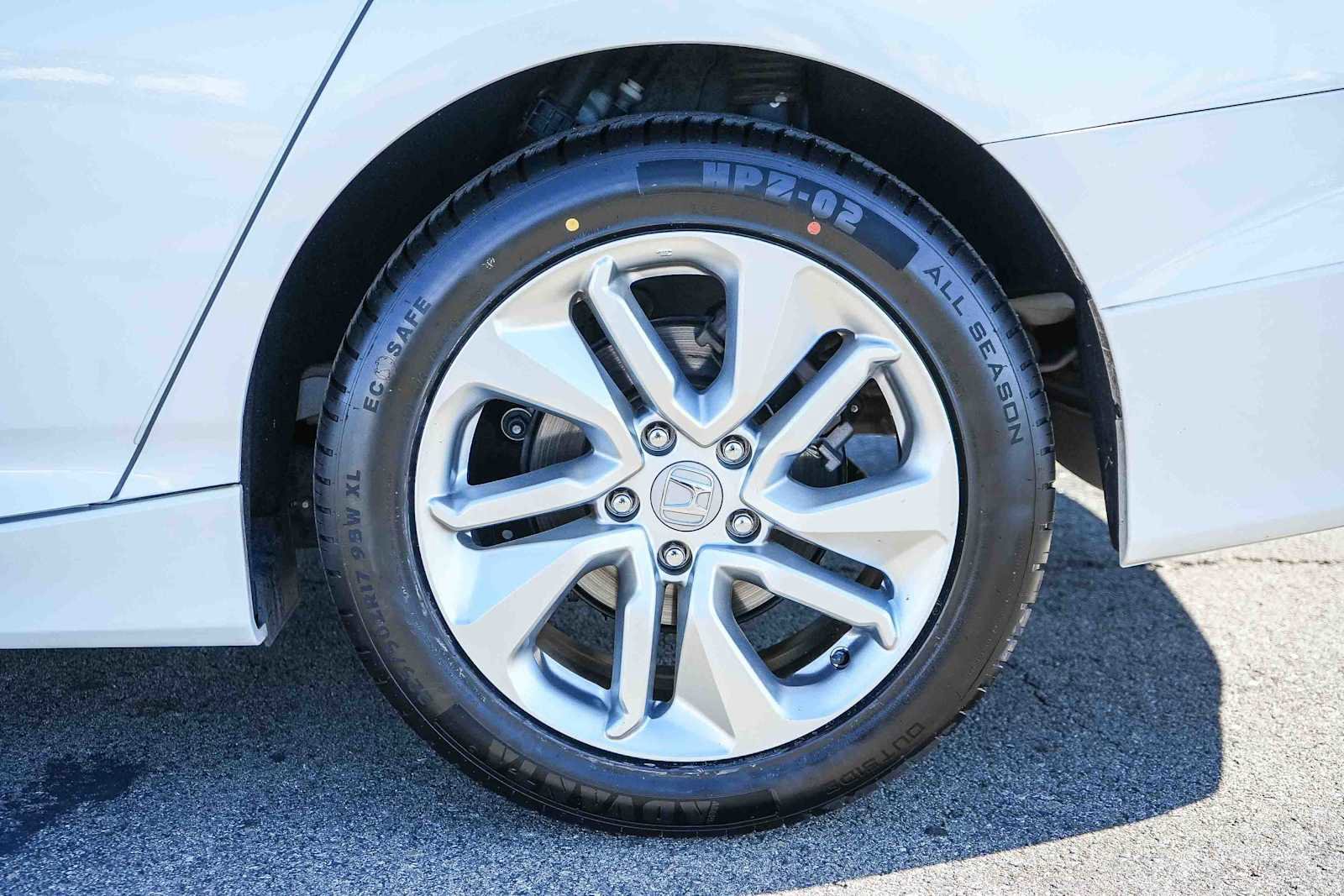 Certified 2020 Honda Accord LX image 11